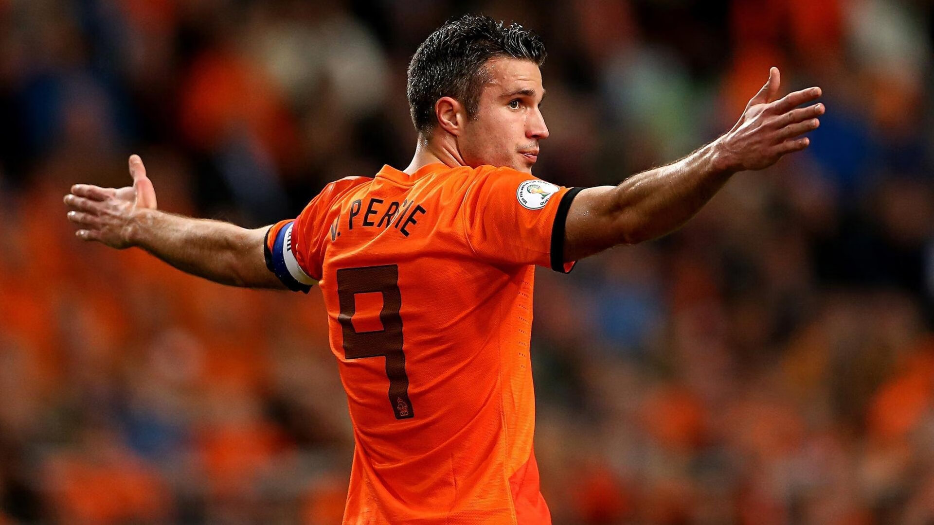 AC米兰连续多胜，登顶积分榜，ac米兰历年积分